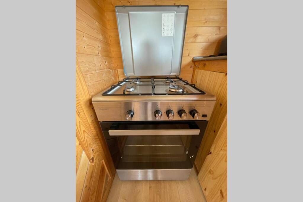 Myinsolite - Tiny-House, Jacuzzi, Brasero, Piscine Aigues-Mortes Eksteriør billede