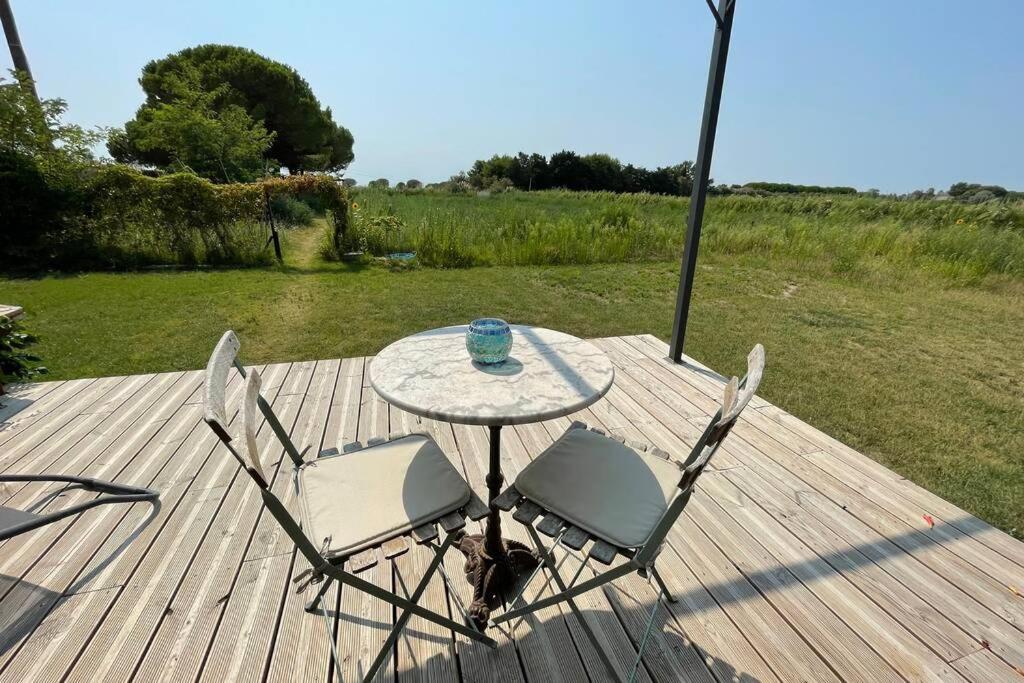 Myinsolite - Tiny-House, Jacuzzi, Brasero, Piscine Aigues-Mortes Eksteriør billede