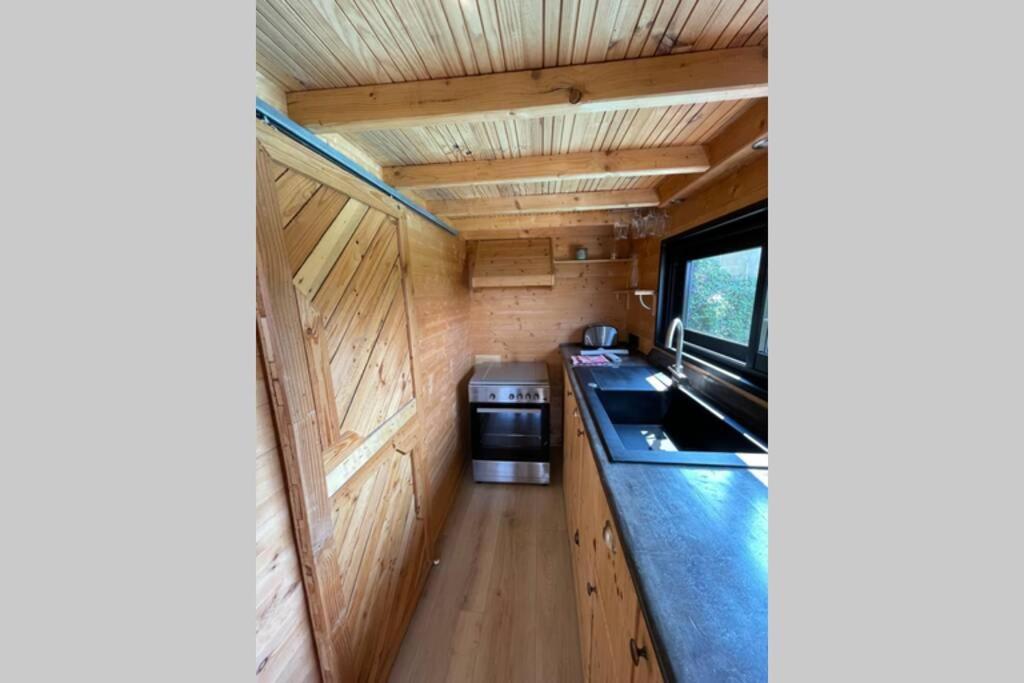 Myinsolite - Tiny-House, Jacuzzi, Brasero, Piscine Aigues-Mortes Eksteriør billede