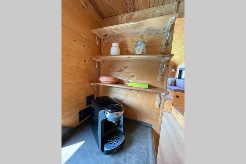 Myinsolite - Tiny-House, Jacuzzi, Brasero, Piscine Aigues-Mortes Eksteriør billede