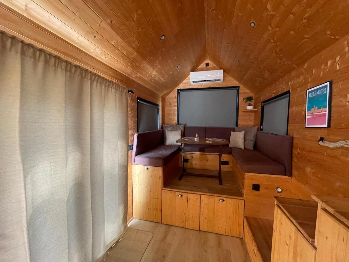 Myinsolite - Tiny-House, Jacuzzi, Brasero, Piscine Aigues-Mortes Eksteriør billede